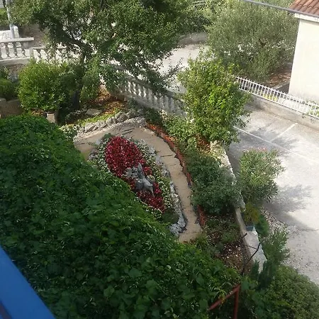 Apartment Bacelic Baselovici
